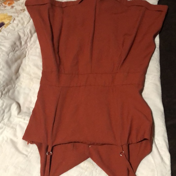 Romper - Picture 2 of 4